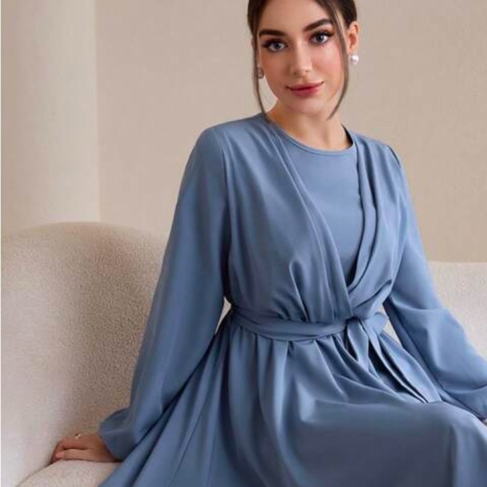 Elegant Blue Long Sleeve Dress